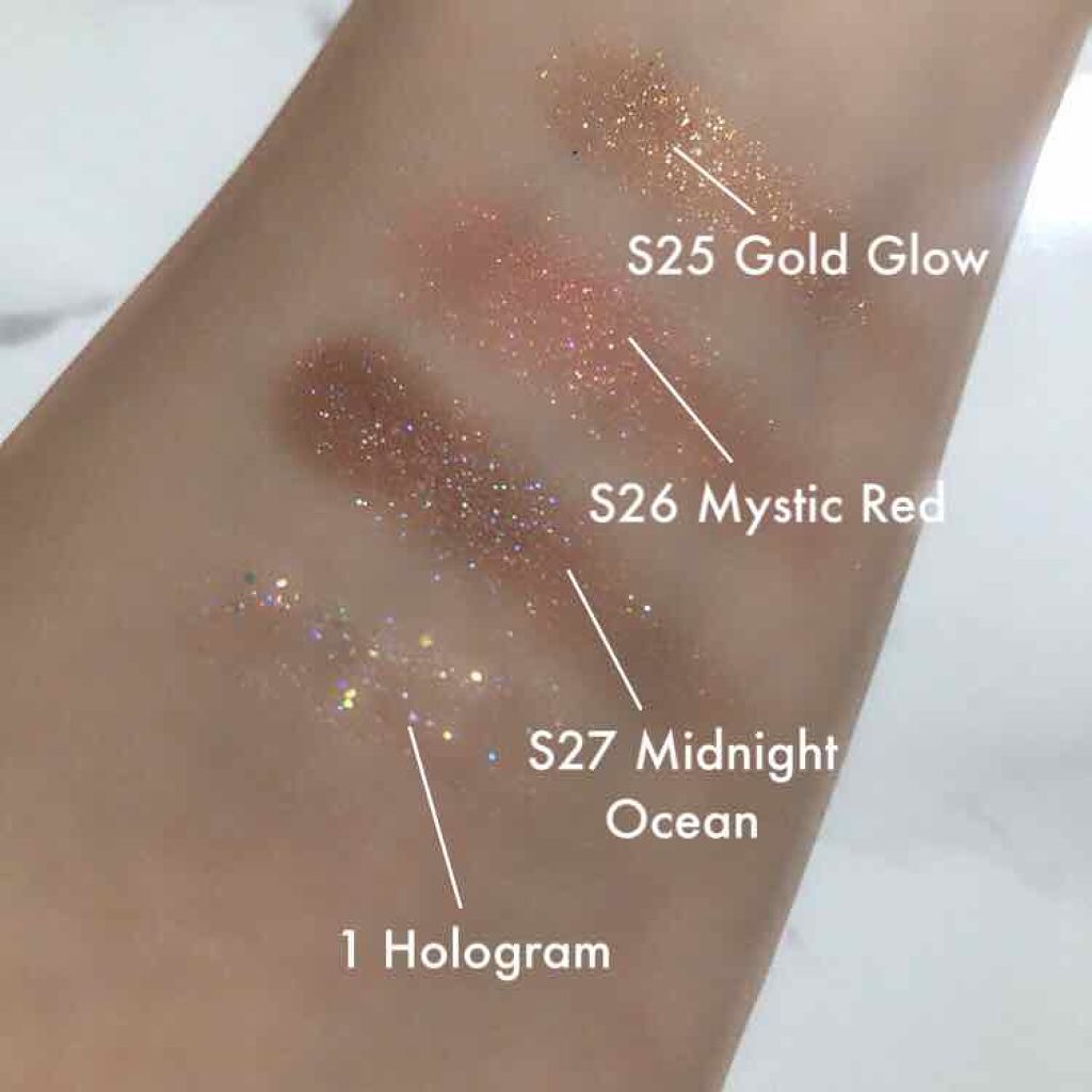 twinkle eye glitter/ARITAUM/リキッドアイシャドウを使ったクチコミ（2枚目）