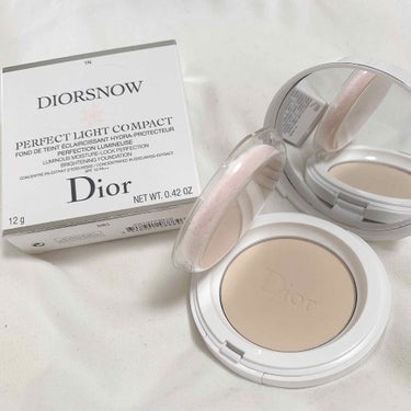 Dior スノー パーフェクト ライト コンパクト ファンデーションのクチコミ「\ツヤ肌パウダーファンデーション/

○ディオール
スノー　パーフェクト　ライト　コンパクト　.....」（2枚目）