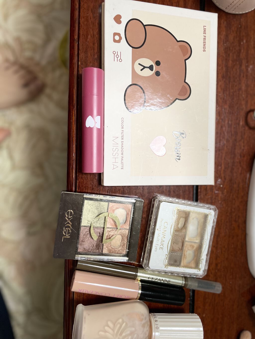 カラーフィルターシャドウパレット(ラインフレンズエディション) No.5/MISSHA/アイシャドウパレットを使ったクチコミ（1枚目）