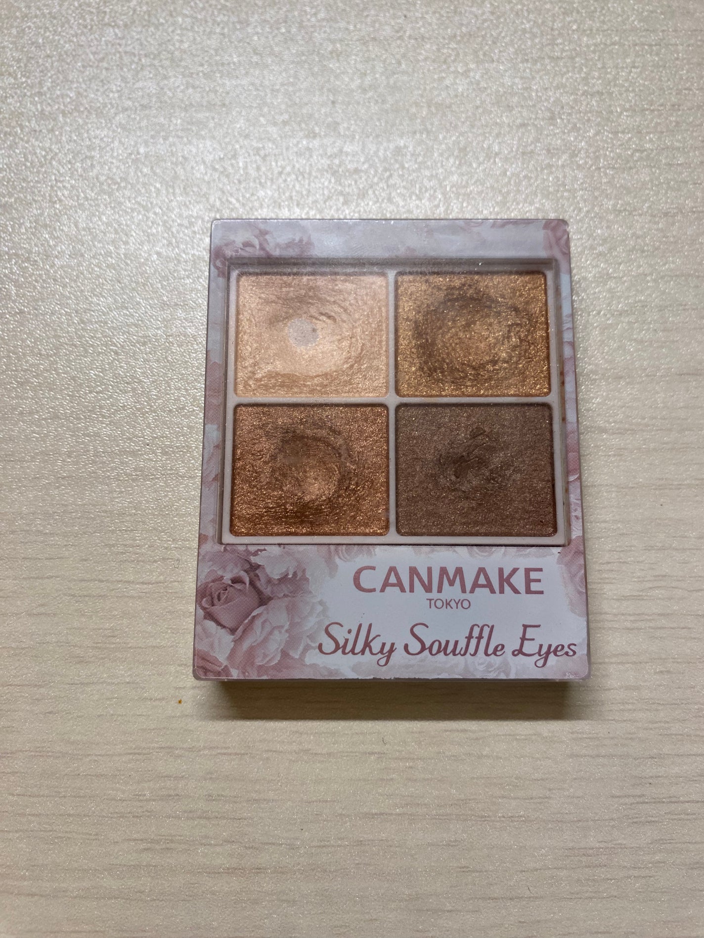 シルキースフレアイズ/キャンメイク/アイシャドウパレットを使ったクチコミ(1枚目)