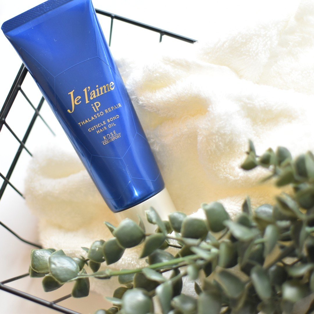 ＼枝毛、切れ毛、ダメージ毛、広がる髪に／

ジュレーム iP タラソリペア キューティクル
 ボンド ヘアオイル 

手のひらに適量をとり、オイル状になるまでよく伸ばしてからつけます👌毛先などダメージが気になる部分を中心に。


ぬれた髪