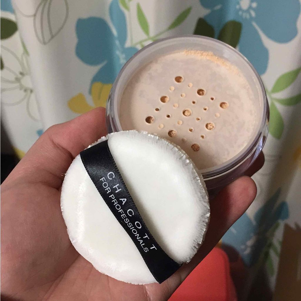 チャコット・コスメティクス エンリッチングパウダーのクチコミ「こんばんは🌙 たまるです😆

今回はルースパウダーを紹介します♪


✔️CHACOTT FO.....」（2枚目）