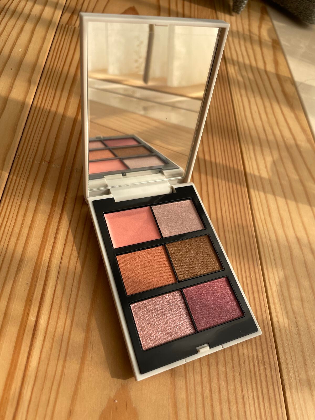 ジュビリーコレクション パレット 2023/THREE/アイシャドウパレットを使ったクチコミ(2枚目)