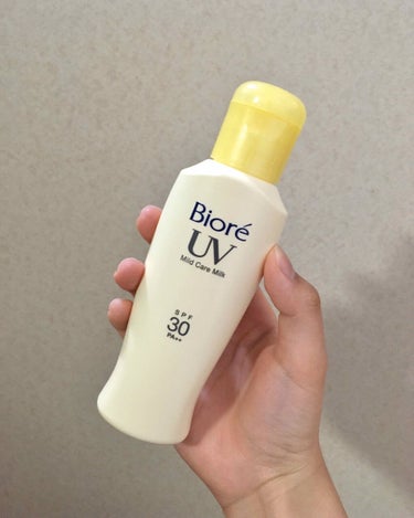 ビオレ ビオレUV マイルドケアミルク SPF30のクチコミ「日焼け止めの投稿３回目ですね笑
すみません笑  でもめちゃめちゃ素晴らしい日焼け止めを発見した.....」（1枚目）