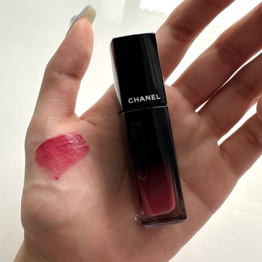 ルージュ アリュール ラック 64 エグジジャンス/CHANEL/口紅を使ったクチコミ（3枚目）