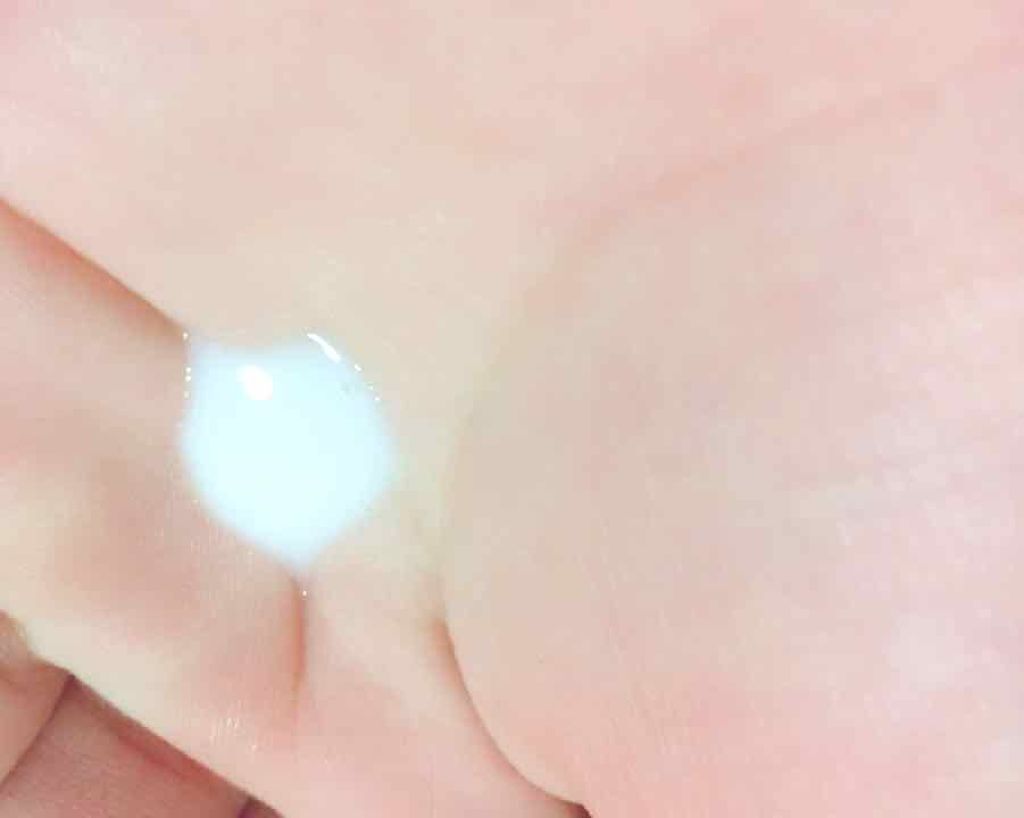 白潤 薬用美白乳液(旧)/肌ラボ/乳液を使ったクチコミ（3枚目）