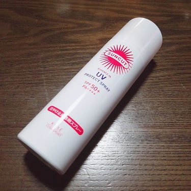 サンカット ウルトラUV プロテクトスプレー

・内容量 : 50g
・SPF50+/PA++++
・日やけ止め透明スプレー
・無香料、無着色
・専用クレンジング不要

〈KOSE〉