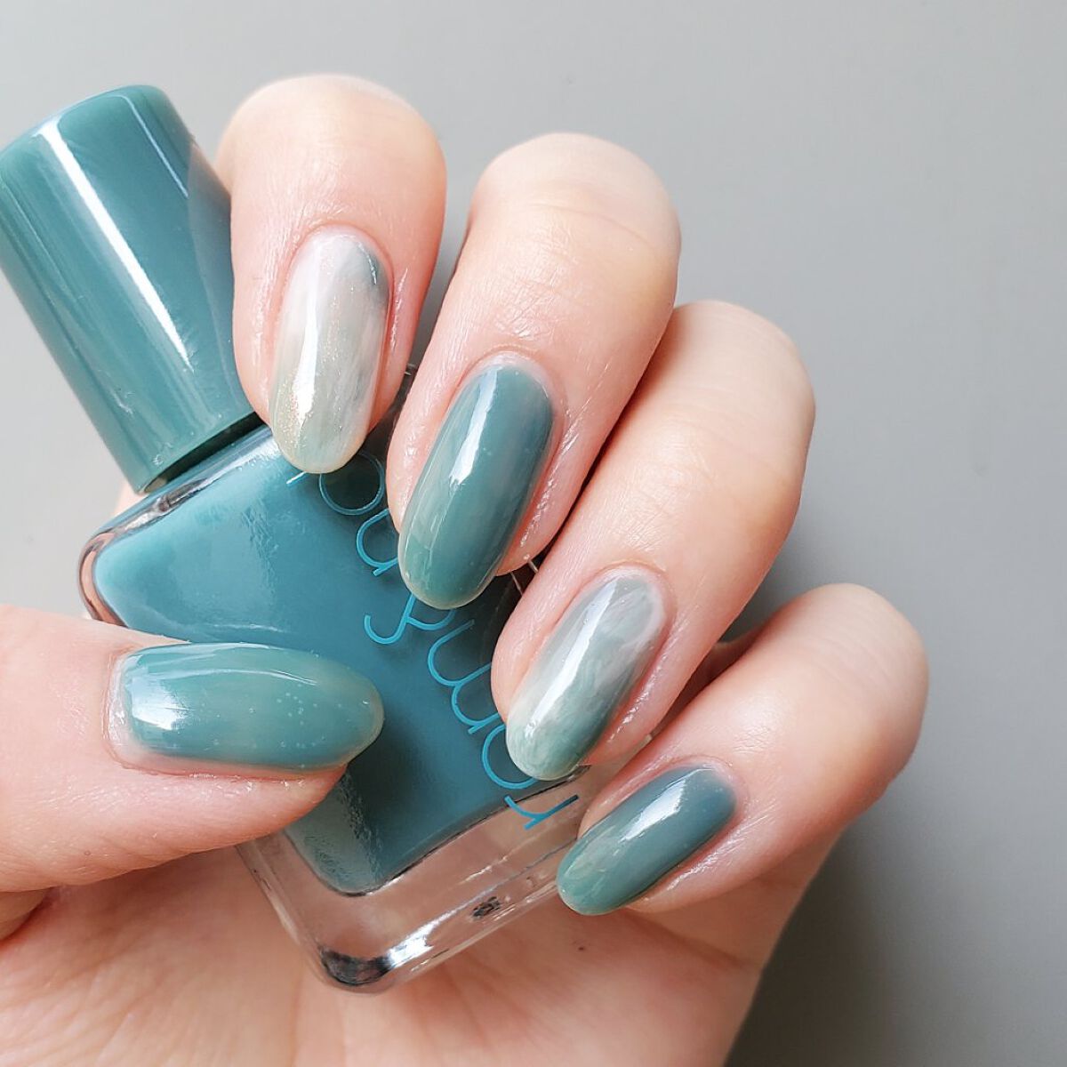 カラフルネイルズ/キャンメイク/マニキュアを使ったクチコミ（3枚目）