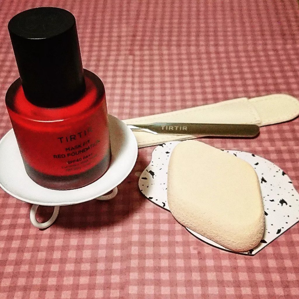 マスクフィットレッドファンデーション/TIRTIR(ティルティル)/リキッドファンデーションを使ったクチコミ（1枚目）