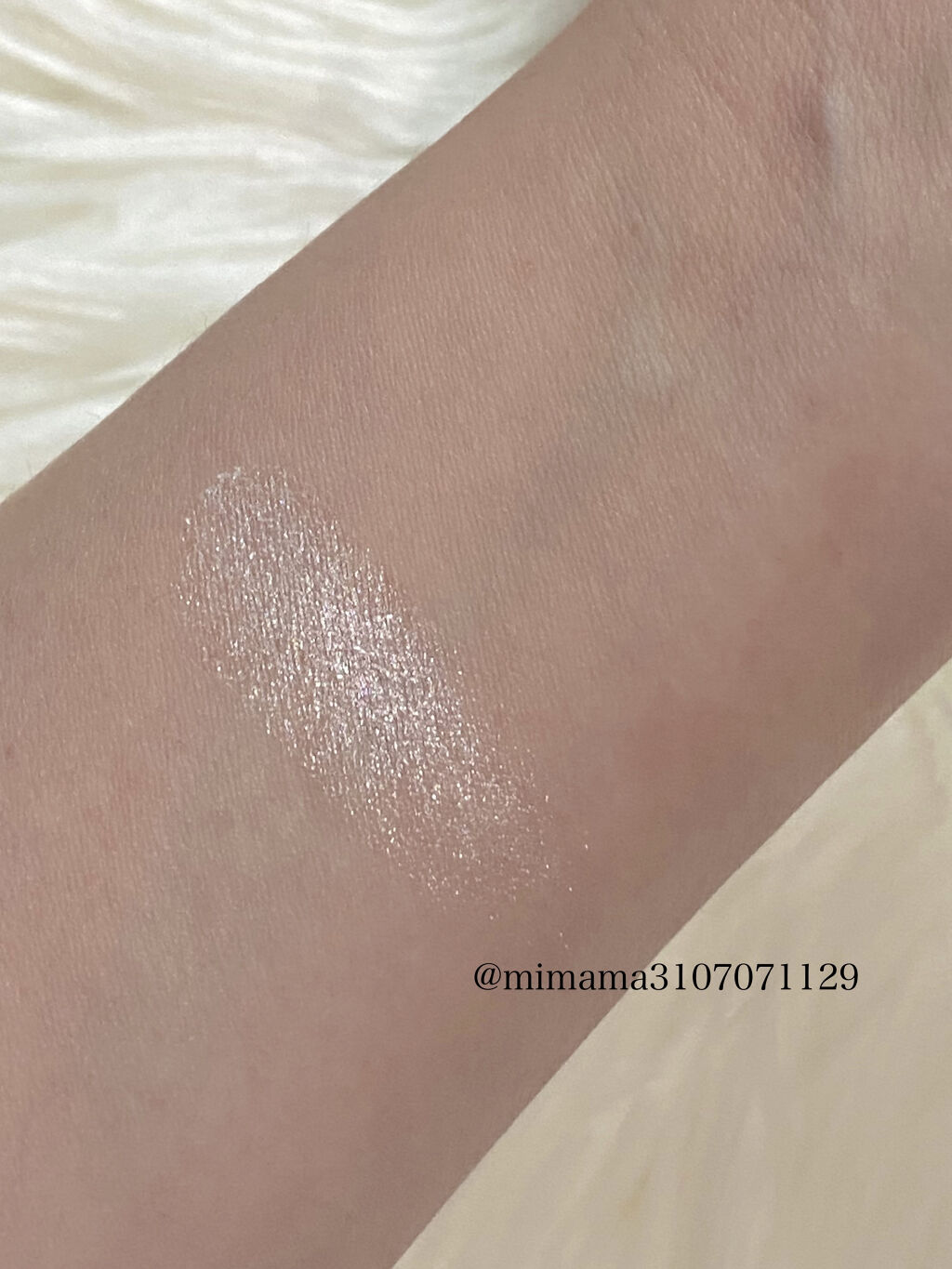 ZEESEA 顔がキラキラ  オーロラ系ハイライト/ZEESEA/パウダーハイライトを使ったクチコミ（3枚目）
