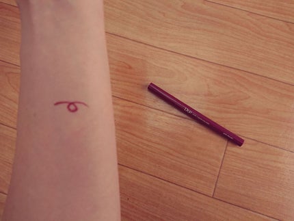 シルキーリキッドアイライナーWP/D-UP/リキッドアイライナーを使ったクチコミ(2枚目)