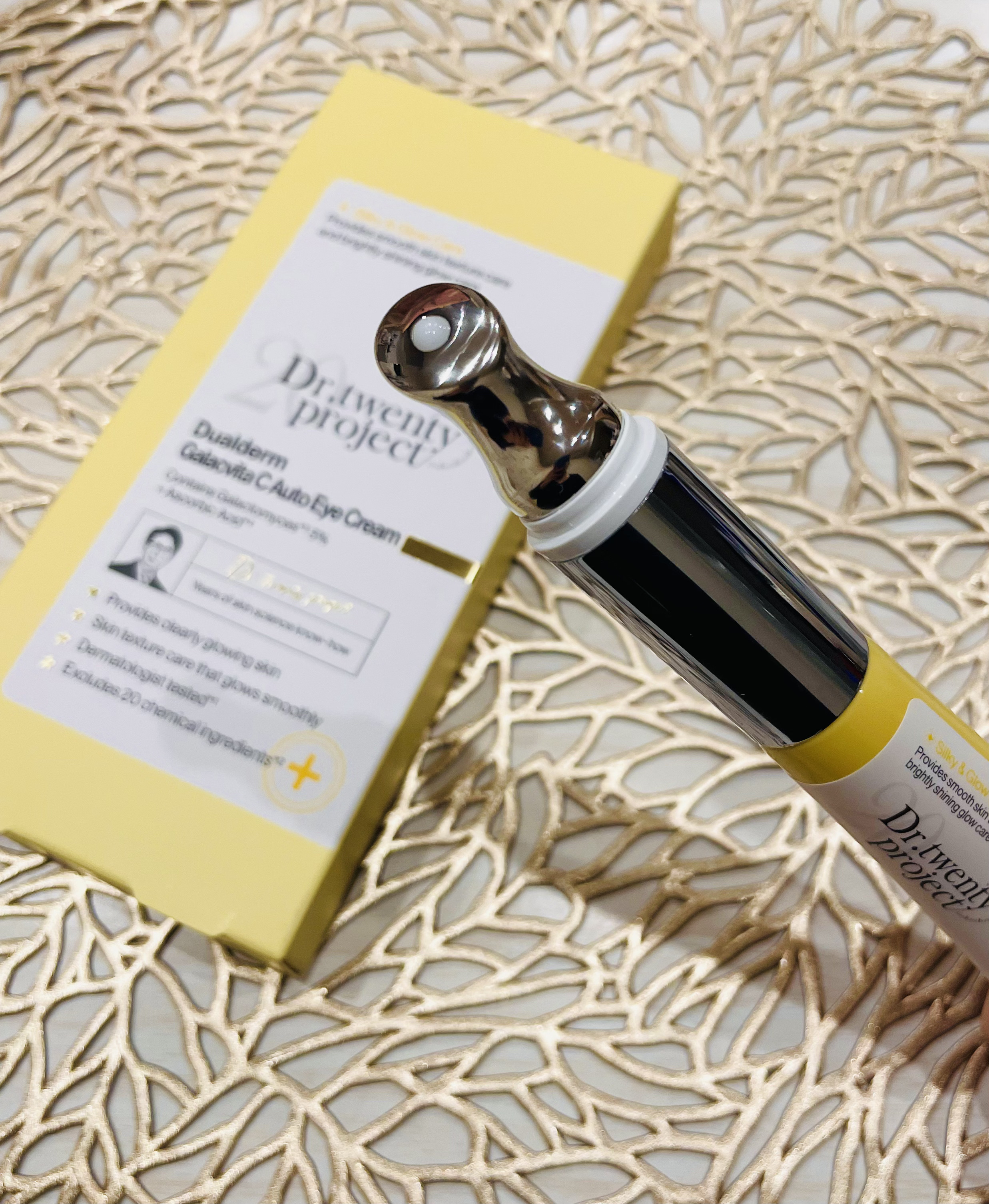 デュアルダムガーラックビタCオートアイクリーム/Dr.Twenty Project/アイケア・アイクリームを使ったクチコミ（2枚目）