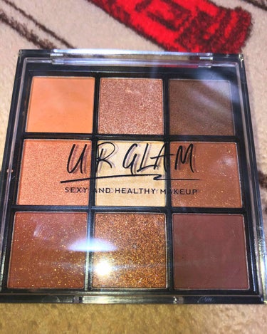 UR GLAM　BLOOMING EYE COLOR PALETTE/U R GLAM/パウダーアイシャドウを使ったクチコミ（1枚目）