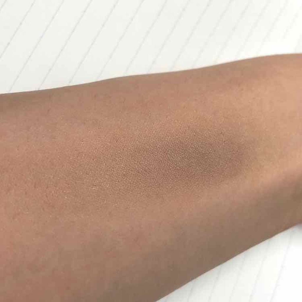 プロフェッショナルフェイスカラーシャドウ/エルファー/単色アイシャドウを使ったクチコミ(1枚目)