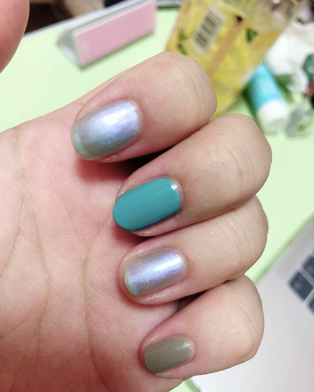 ネイルホリック リミテッドカラー Sea Shell/ネイルホリック/マニキュアを使ったクチコミ（1枚目）