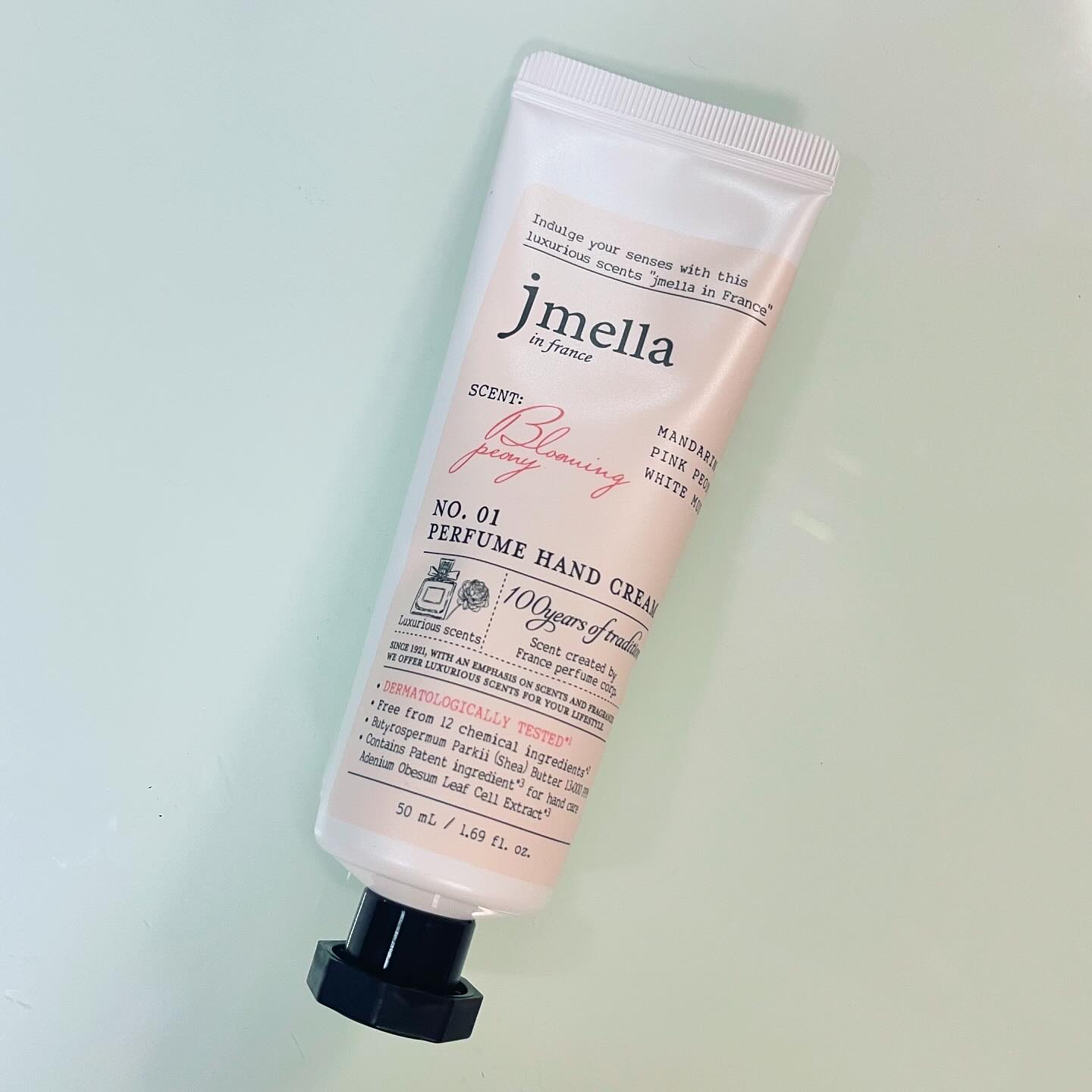 フェイバリットパフュームハンドクリーム/jmella/ハンドクリームを使ったクチコミ（2枚目）