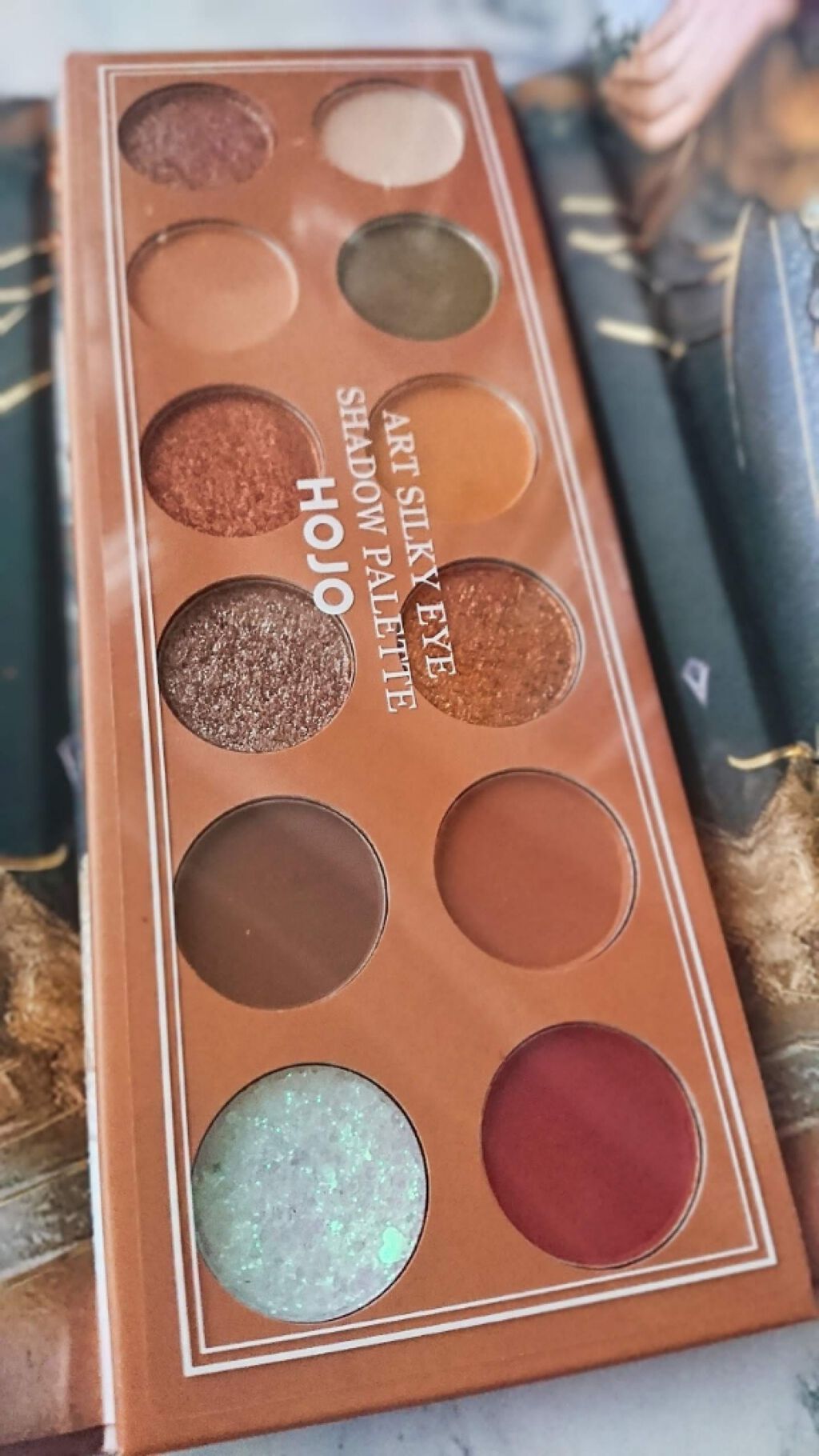 ART SILKY EYE SHADOW PALLET/HOJO/アイシャドウパレットを使ったクチコミ(2枚目)