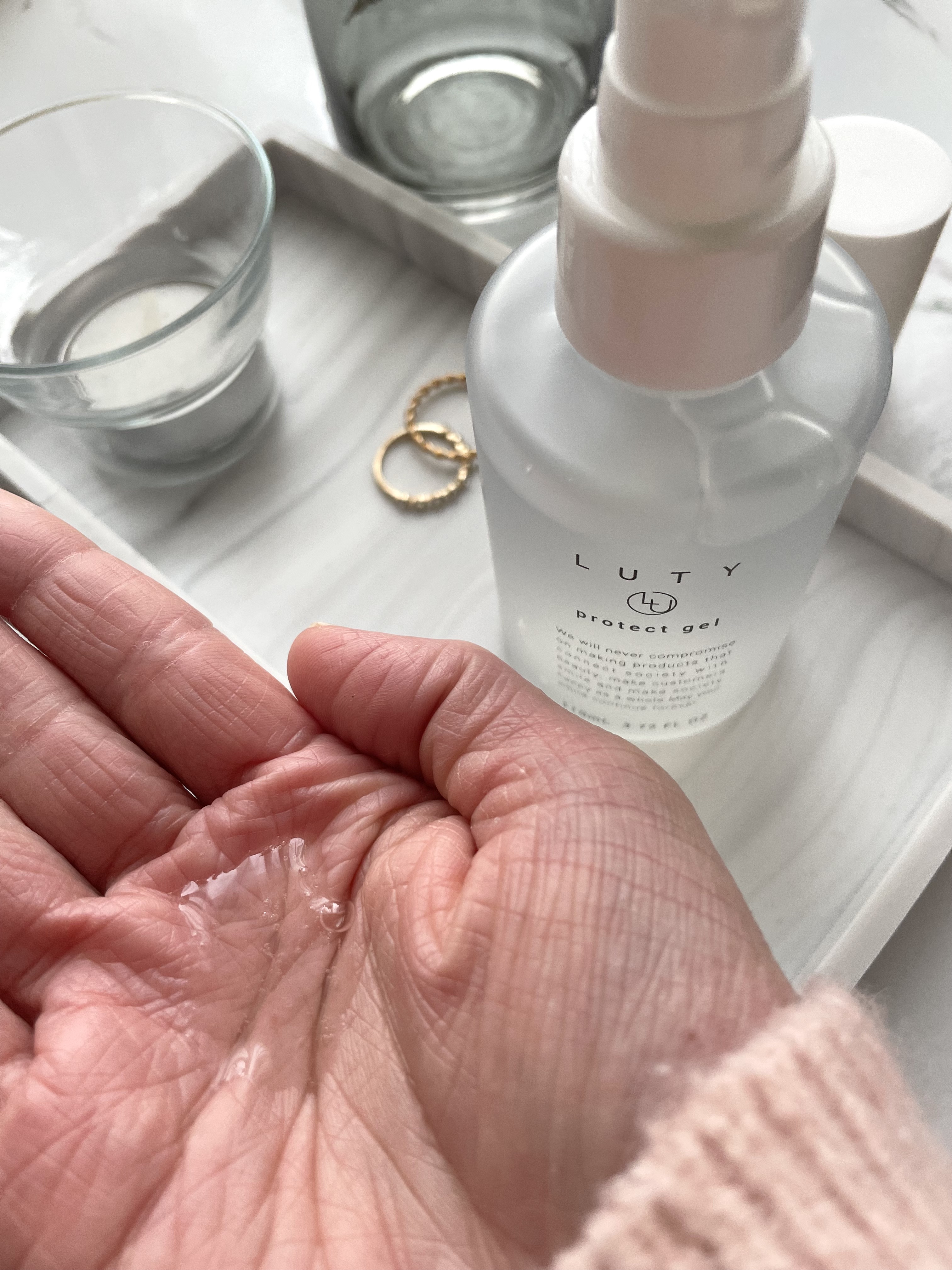 ルーティー プロテクトジェル/LUTY/アウトバストリートメントを使ったクチコミ（3枚目）