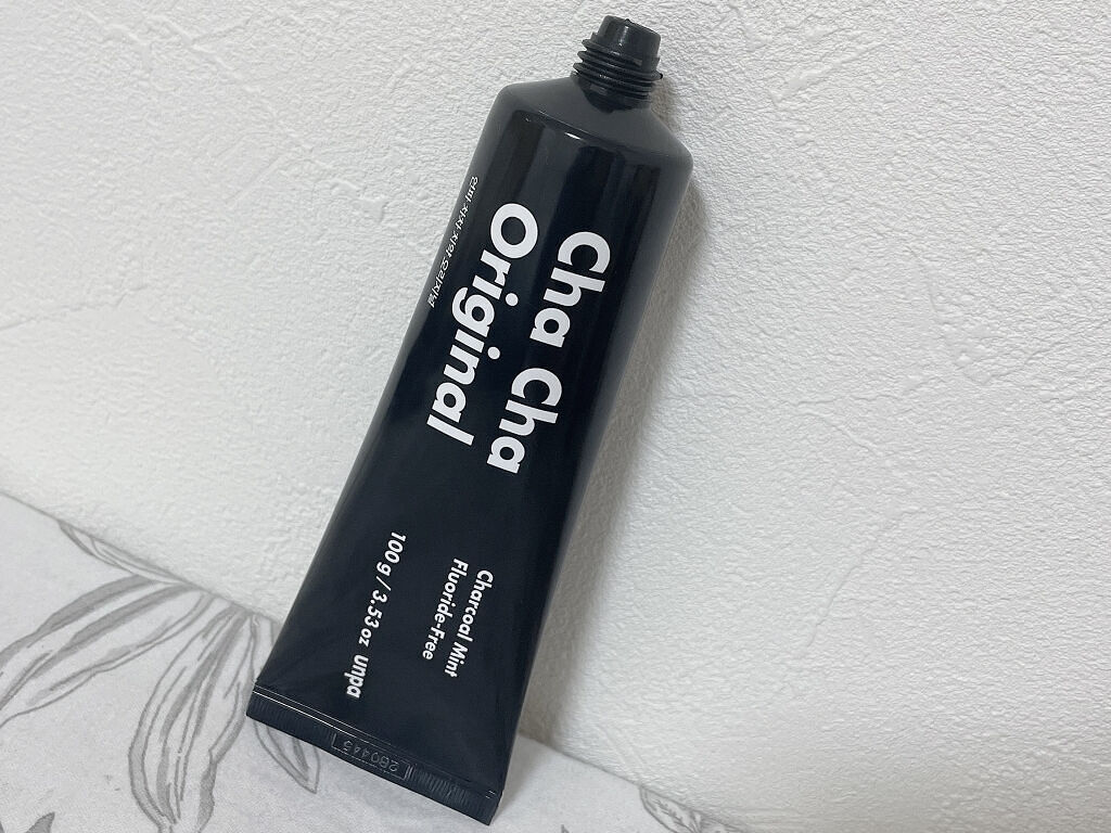 Cha Cha Charcoal Black Toothpaste/chacha/歯磨き粉を使ったクチコミ（2枚目）
