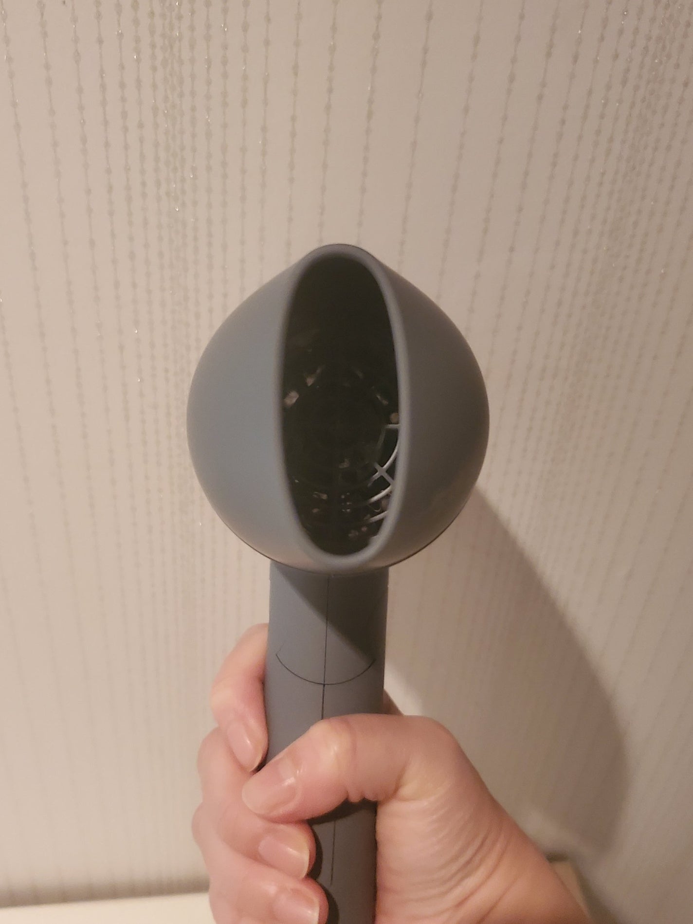 スピーディーイオンドライヤー/SALONIA/ドライヤーを使ったクチコミ(3枚目)