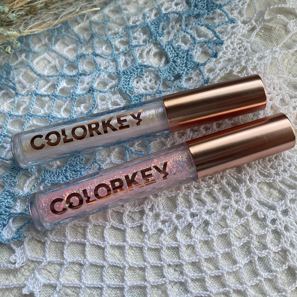 スパークリングギャラクシーリキッドアイシャドウ C03 月光欠片/COLORKEY/リキッドアイシャドウを使ったクチコミ（3枚目）
