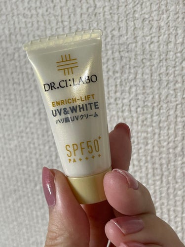 ドクターシーラボ UV＆WHITEエンリッチリフト50+のクチコミ「⭐️サンプル使用⭐️
ドクターシーラボの日焼け止めクリームお試ししました。

⭐️使用感⭐️
.....」（1枚目）