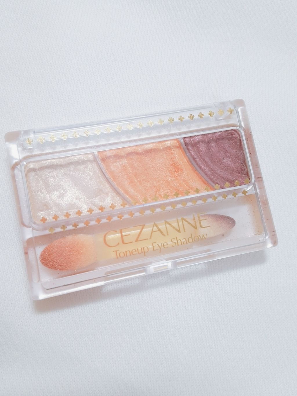 トーンアップアイシャドウ/CEZANNE/アイシャドウパレットを使ったクチコミ（1枚目）