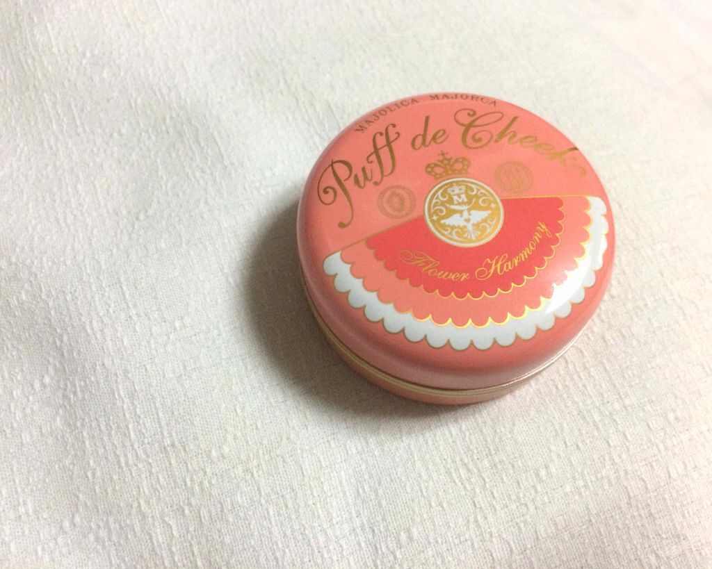 パフ・デ・チーク(フラワーハーモニー)/MAJOLICA MAJORCA/パウダーチークを使ったクチコミ(2枚目)