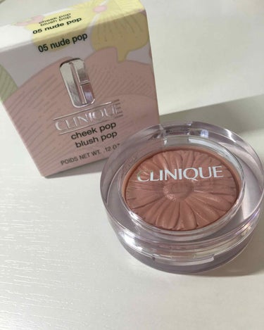 CLINIQUE  チークポップ 05 nude pop

オーストラリアに旅行に行った際、帰りの免税店で、日本で買うよりかなり安いことに気づいて勢いで購入しました😂
普段からブラウンリップや、オレンジ