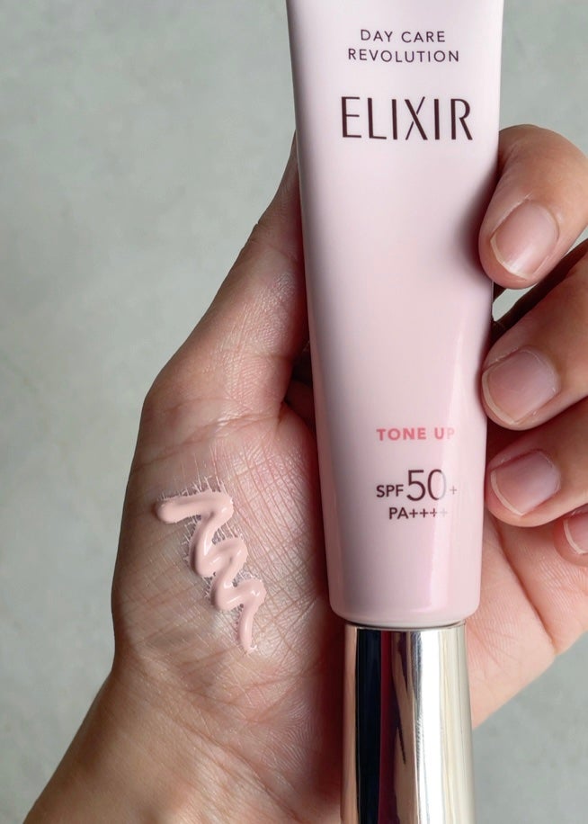 エリクシール デーケアレボリューション トーンアップ SP+ aa/エリクシール/化粧下地を使ったクチコミ(3枚目)