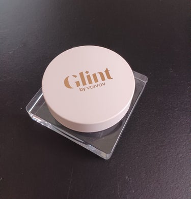 Glint ビディボブグリッタージェルのクチコミ「#Glint　#ビディボブグリッタージェル　#Gleamy Milk

粒が大きめなグリッター.....」（1枚目）