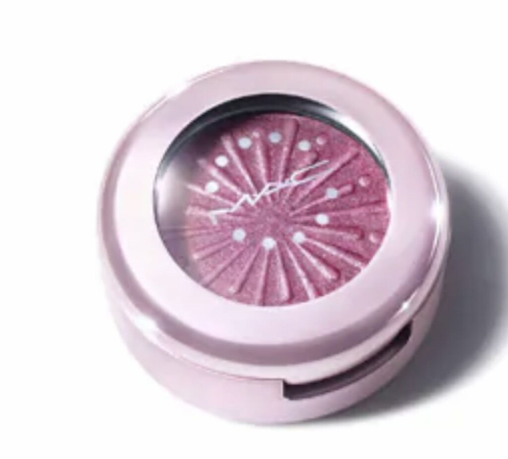 エクストラ ディメンション フォイル アイシャドウ M·A·C フロステッド ファイヤーワーク/M・A・C/単色アイシャドウを使ったクチコミ（1枚目）