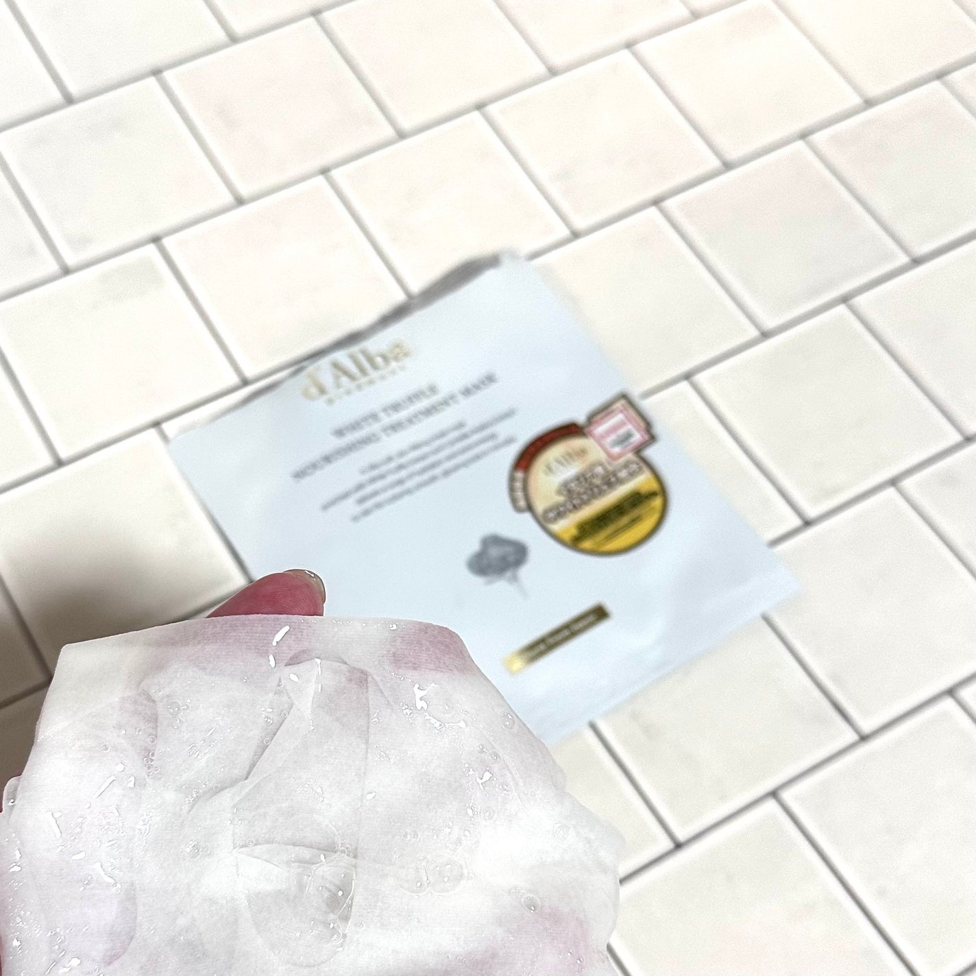 ホワイトトリュフナリシングトリートメントマスク/ダルバ/シートマスク・パックを使ったクチコミ(3枚目)