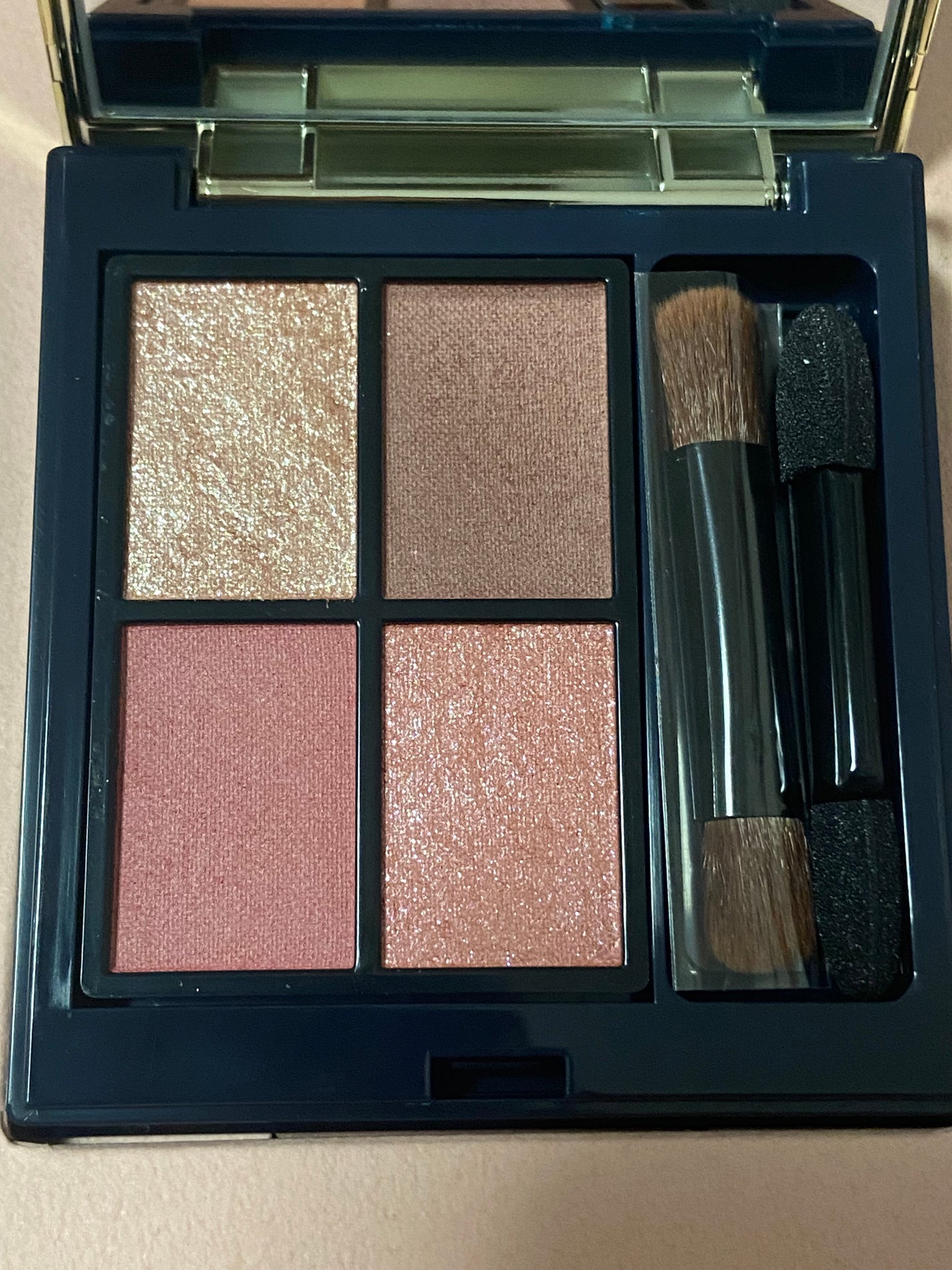 ホリデーコフレ2023〈ジョイピンク〉/エトヴォス/メイクアップキットを使ったクチコミ(3枚目)