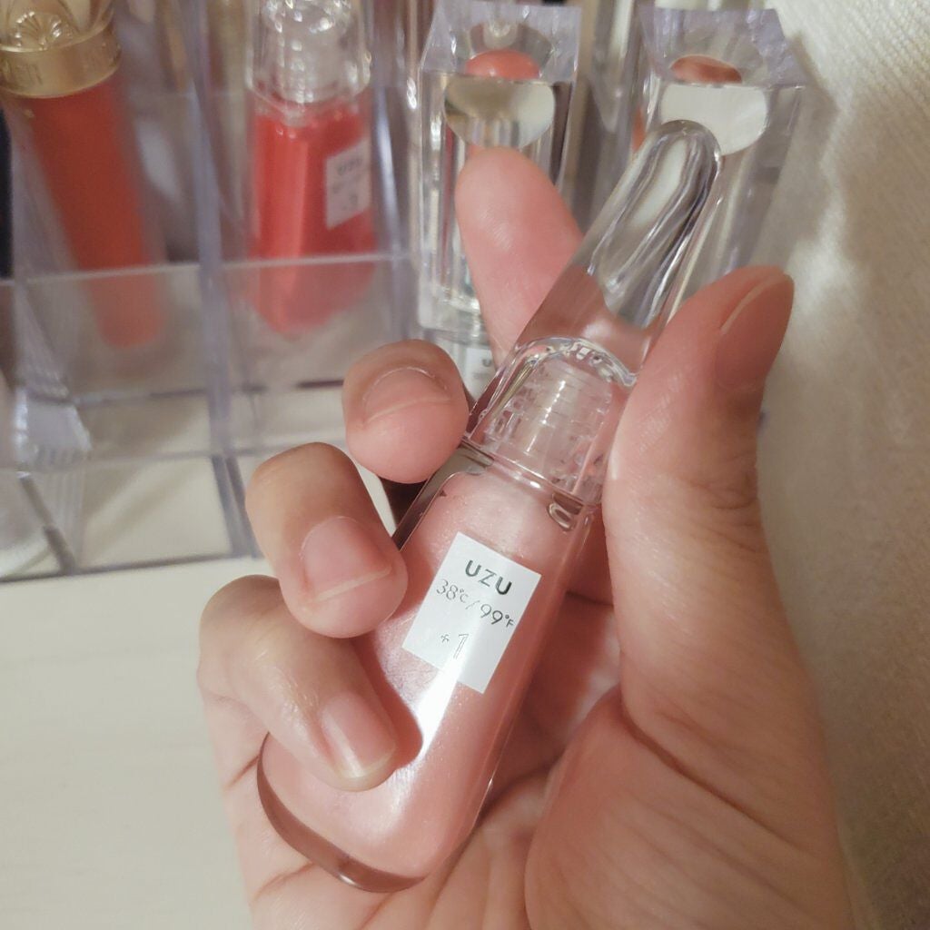 38°C / 99°F リップトリートメント (リップ美容液)/UZU BY FLOWFUSHI/リップケアを使ったクチコミ(2枚目)