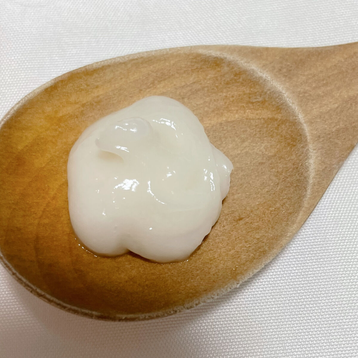 プレミアム ボンドメンテヘアマスク/IONICO/ヘアマスク・ヘアパックを使ったクチコミ（3枚目）