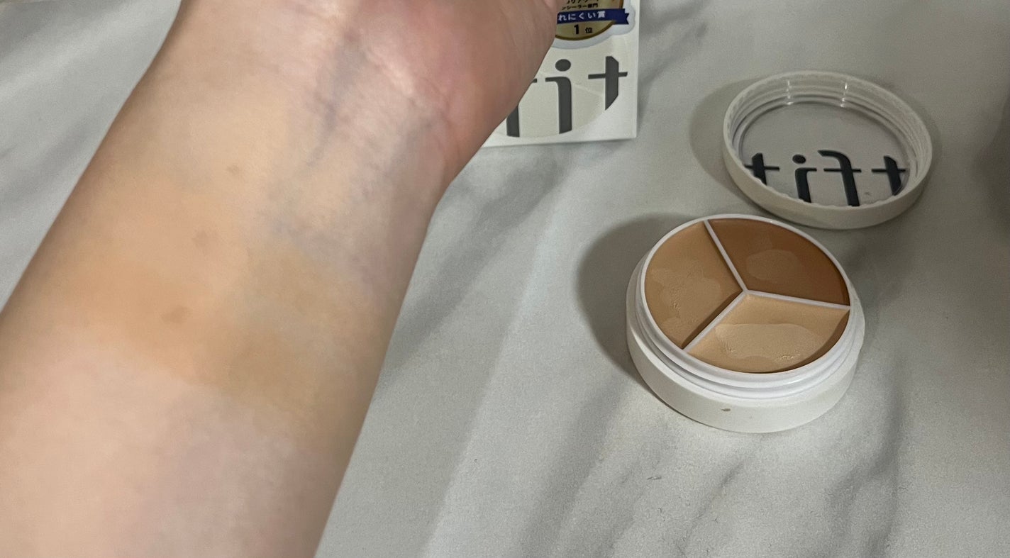 カバーアッププロコンシーラー/TFIT/パレットコンシーラーを使ったクチコミ(4枚目)