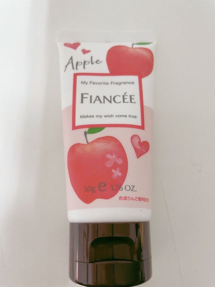 ハンドクリーム 恋りんごの香り/フィアンセ/ハンドクリームを使ったクチコミ(1枚目)
