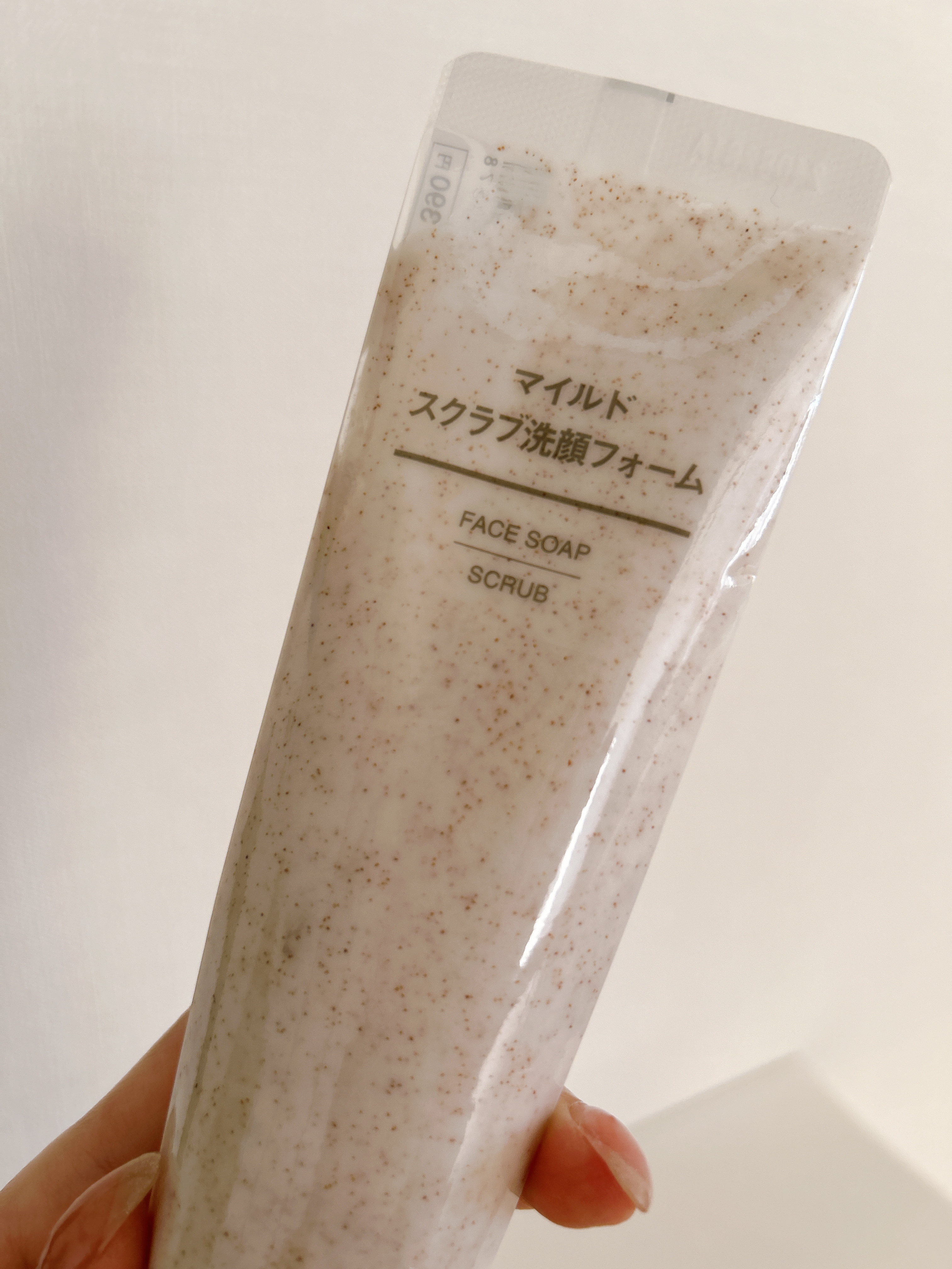 マイルドスクラブ洗顔フォーム/無印良品/スクラブ・ゴマージュを使ったクチコミ（2枚目）