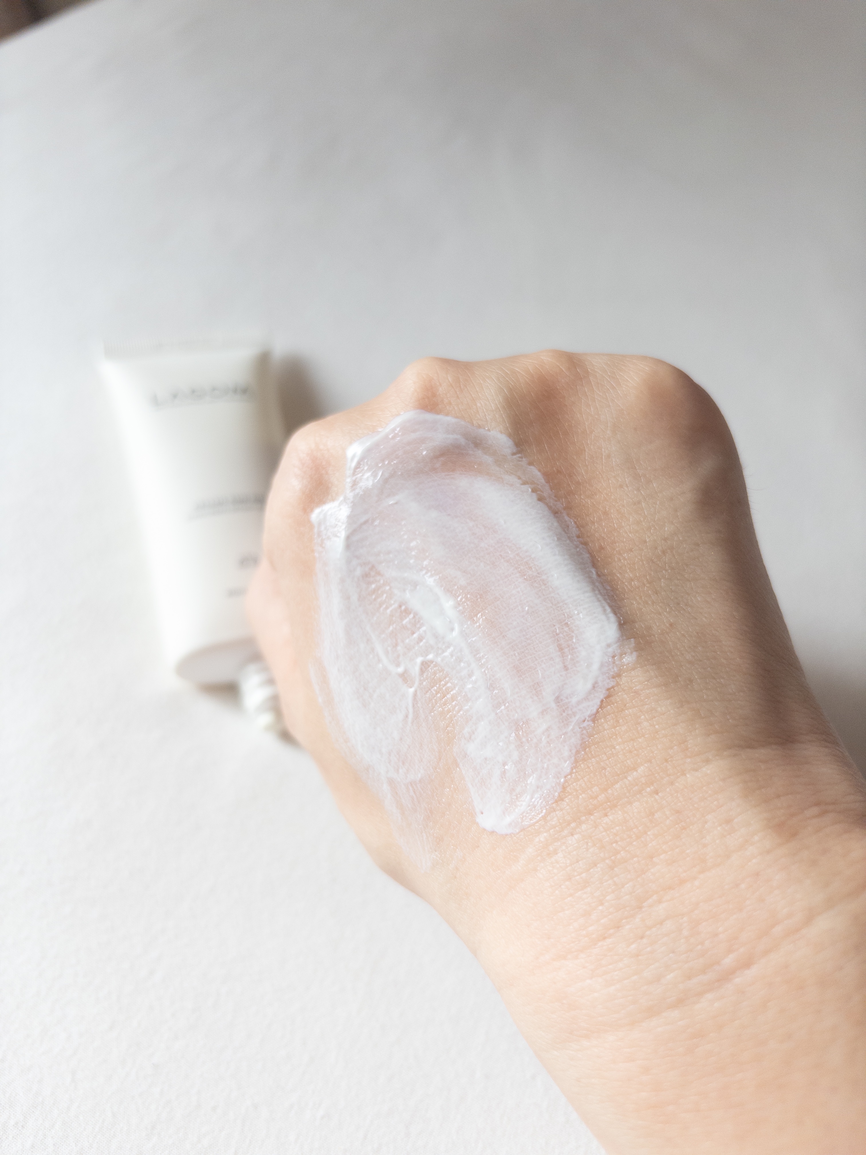 サンジェル プラス SPF50+ PA++++/LAGOM /日焼け止めジェルを使ったクチコミ（3枚目）