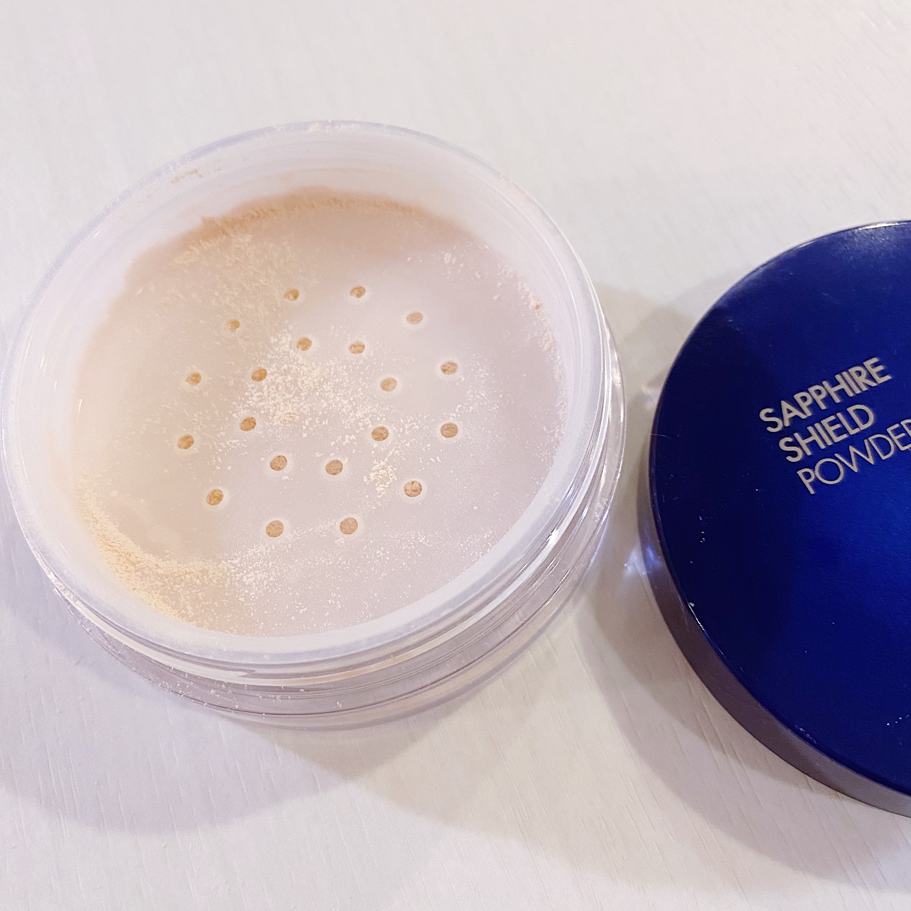 ＋By lilay サファイアシールドパウダー/LILAY/ルースパウダーを使ったクチコミ（3枚目）