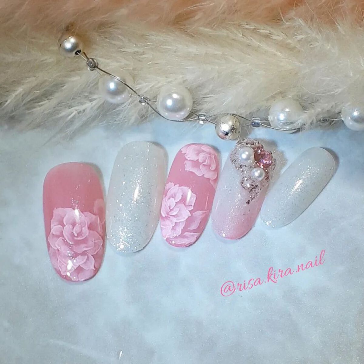 #ネイル,#ジェルネイル,#フラワーネイル,#ローズネイル,#バラネイル,#富士市ネイル,#隠れ家ネイルのネイルデザイン