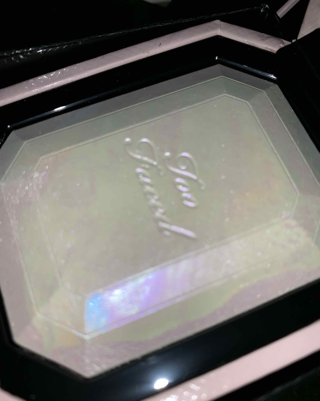 ダイヤモンドライト ハイライター ブラシ/Too Faced/メイクブラシを使ったクチコミ(3枚目)