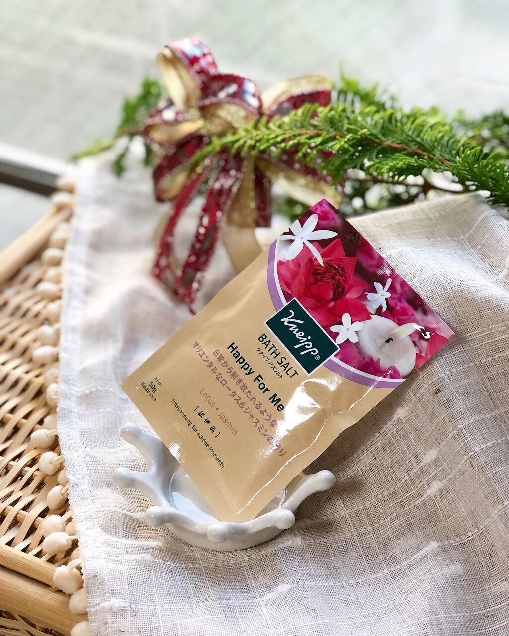 バスソルト ハッピーフォーミー ロータス&ジャスミンの香り/クナイプ/無機塩系入浴剤を使ったクチコミ(1枚目)