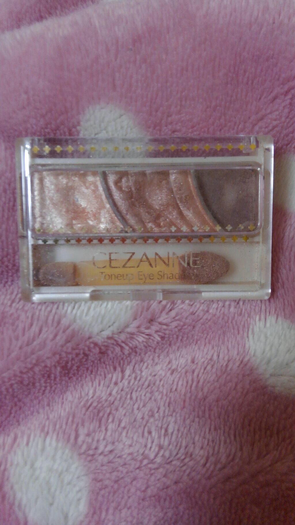 トーンアップアイシャドウ/CEZANNE/アイシャドウパレットを使ったクチコミ(1枚目)