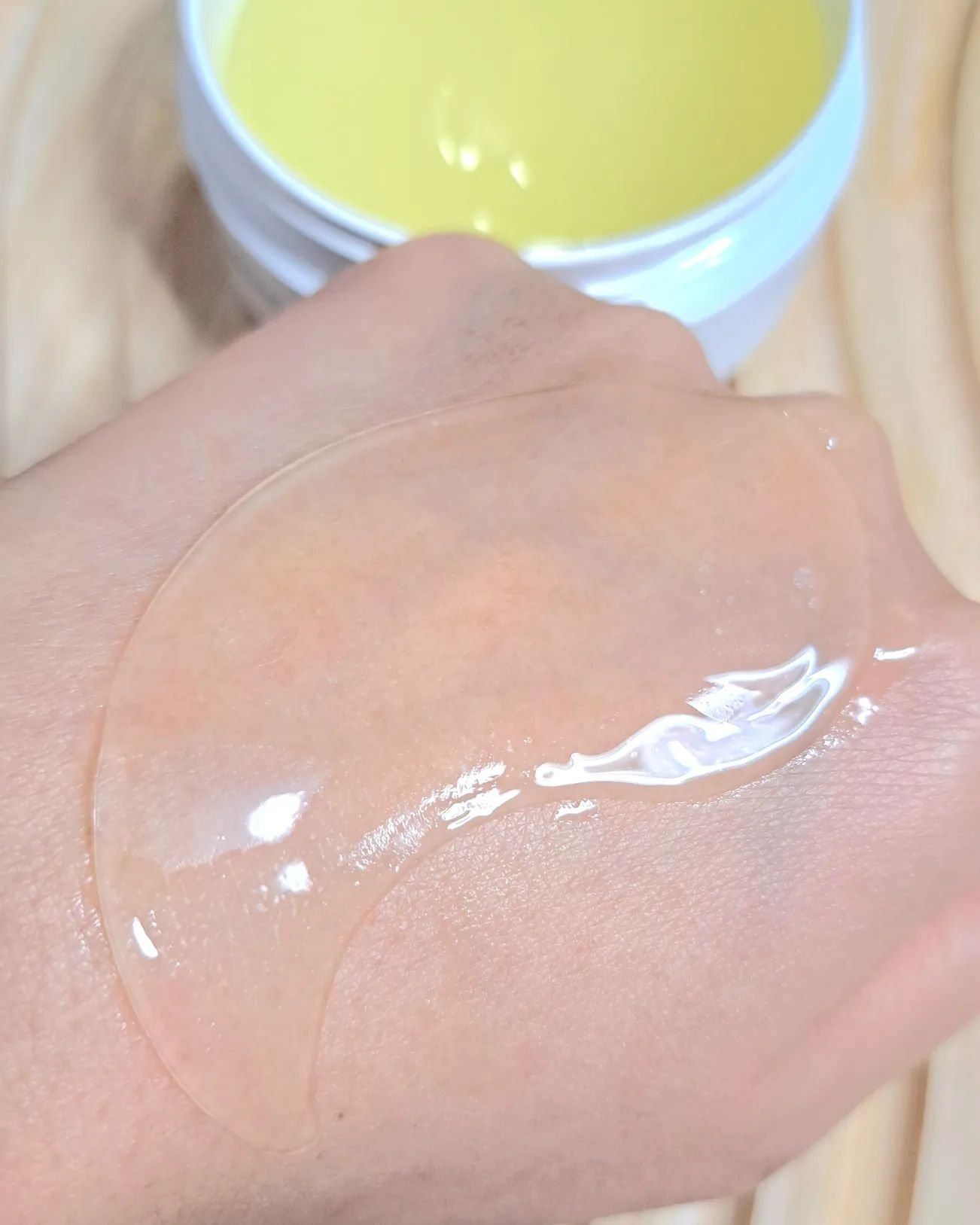 バイオームビタC黒クマアイパッチ/UIQ/シートマスク・パックを使ったクチコミ（3枚目）