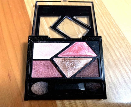 メタルグラマーアイズ/KATE/アイシャドウパレットを使ったクチコミ(2枚目)