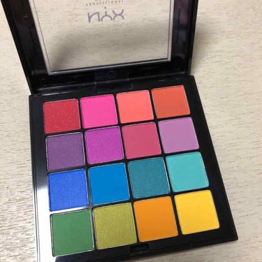 UT シャドウ パレット/NYX Professional Makeup/パウダーアイシャドウ by ふじこ