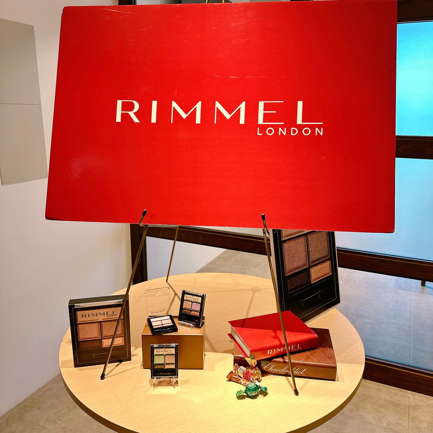 ラスティング プロボカリプス リップカラー/リンメル ロンドン/リップグロスを使ったクチコミ(7枚目)