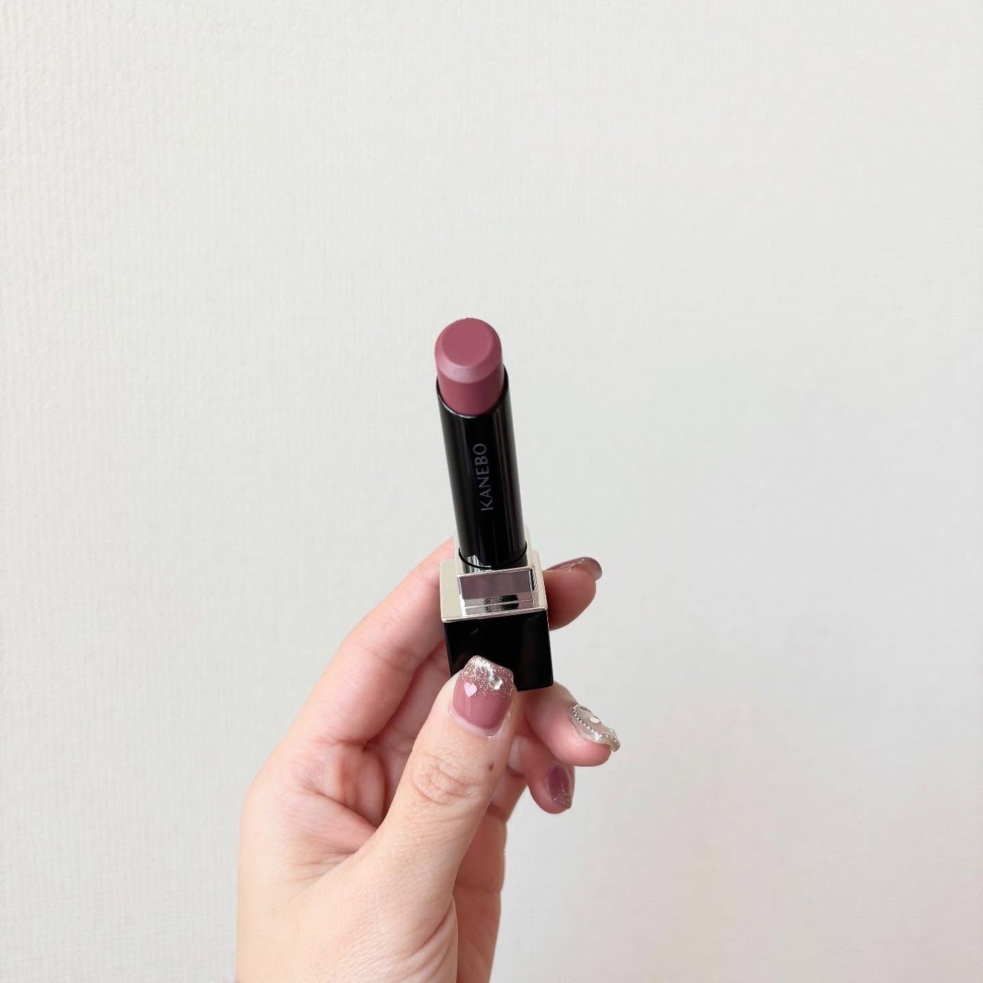 ルージュスターヴァイブラント/KANEBO/口紅を使ったクチコミ(2枚目)